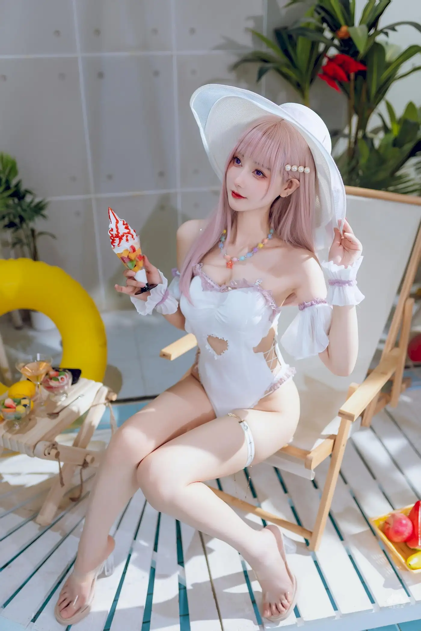 羽生三未（COSER、网红）