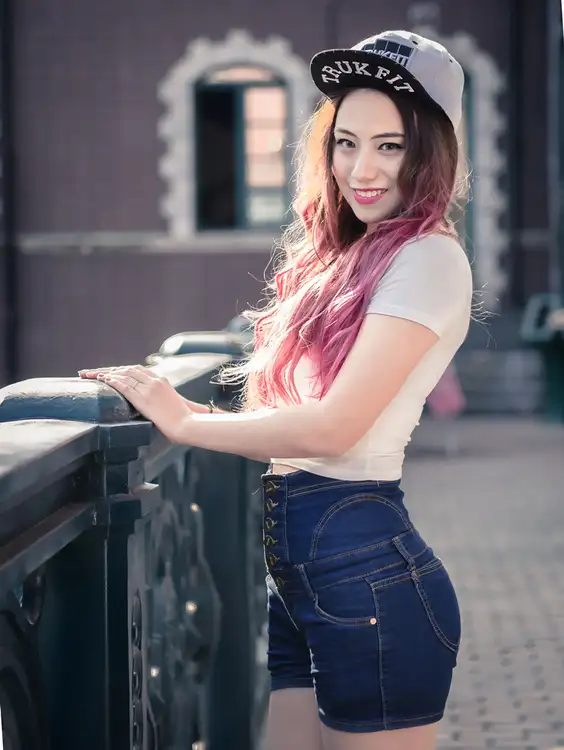 娜娜TINA（模特）