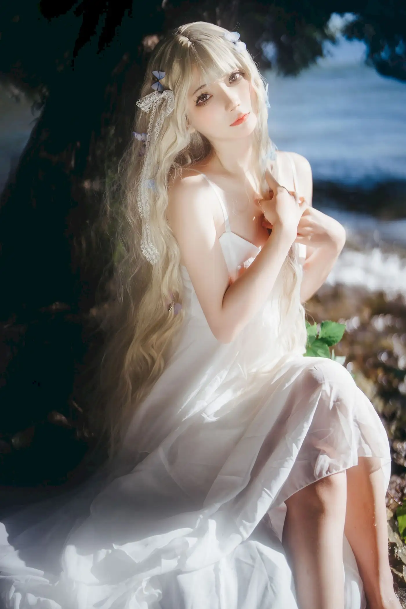 是三不是世w（网红、COSER）