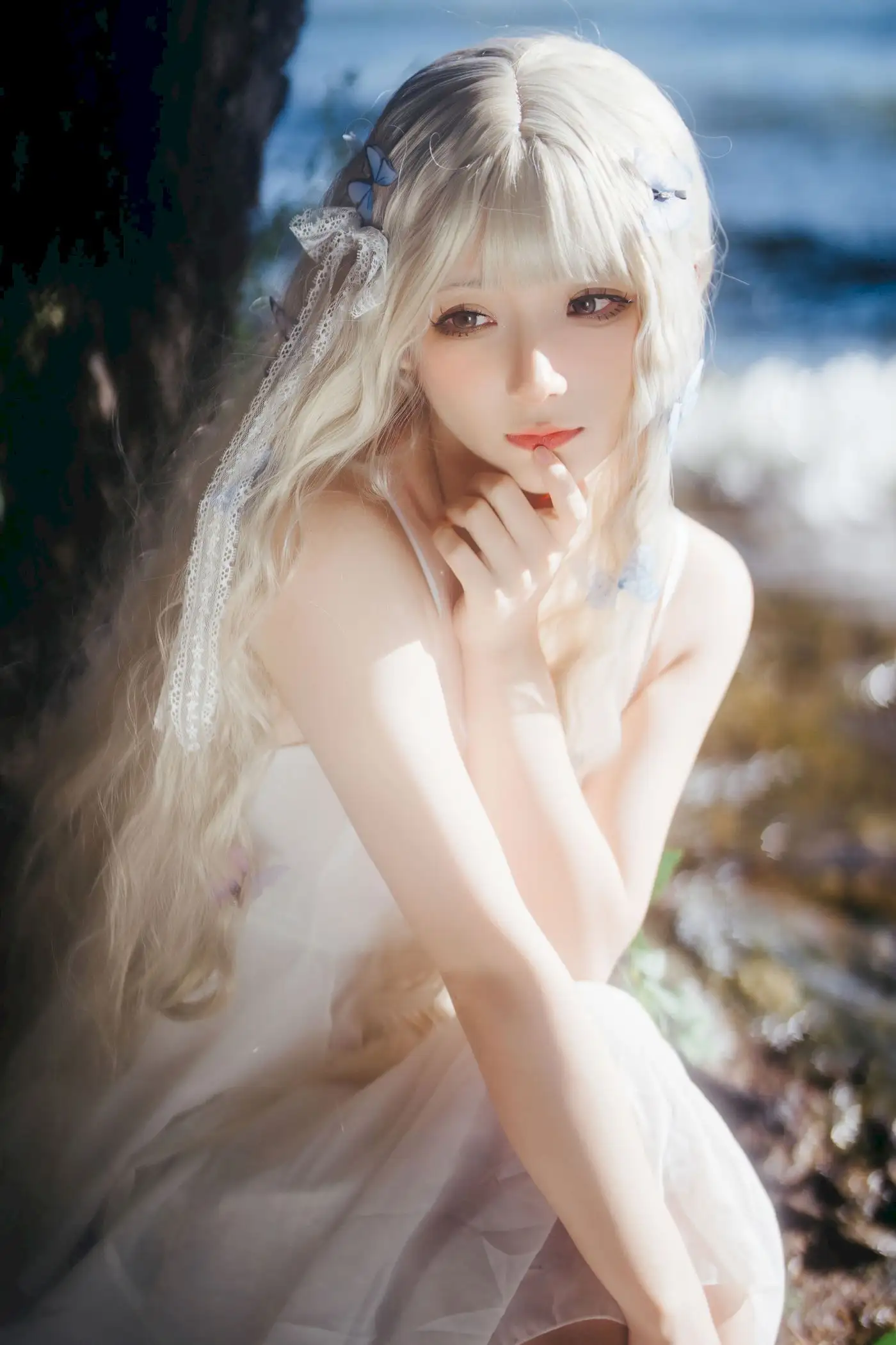 是三不是世w（网红、COSER）