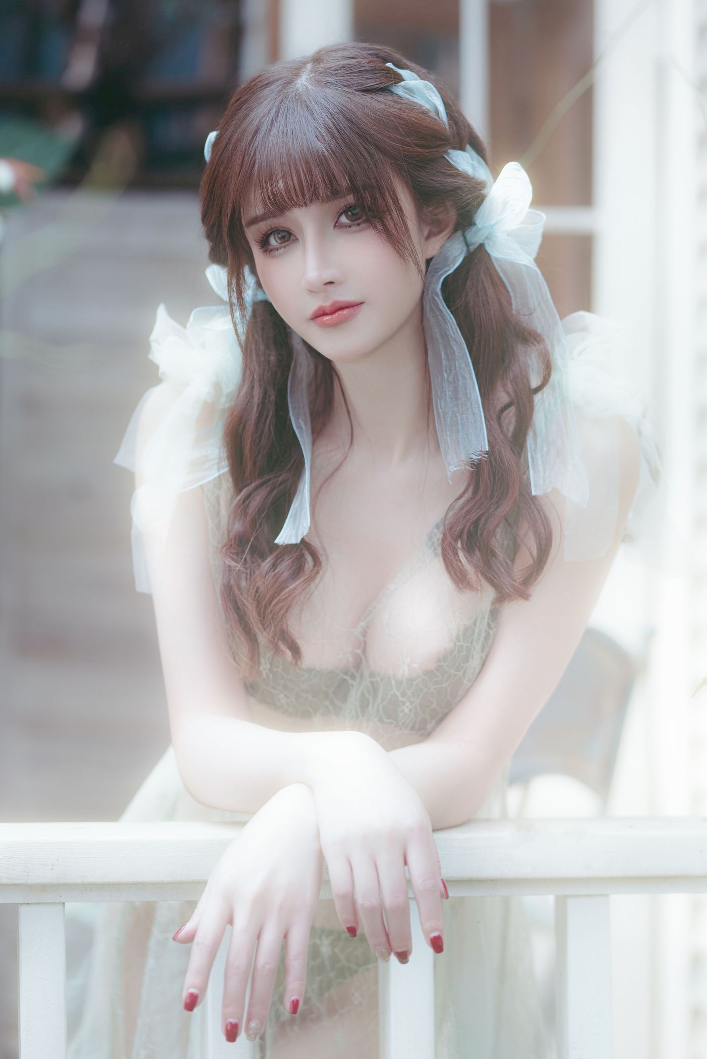 鹿八岁（Coser、网红、摄影博主）