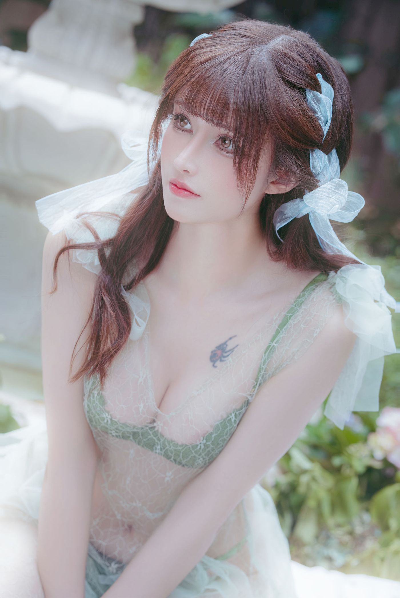 鹿八岁（Coser、网红、摄影博主）