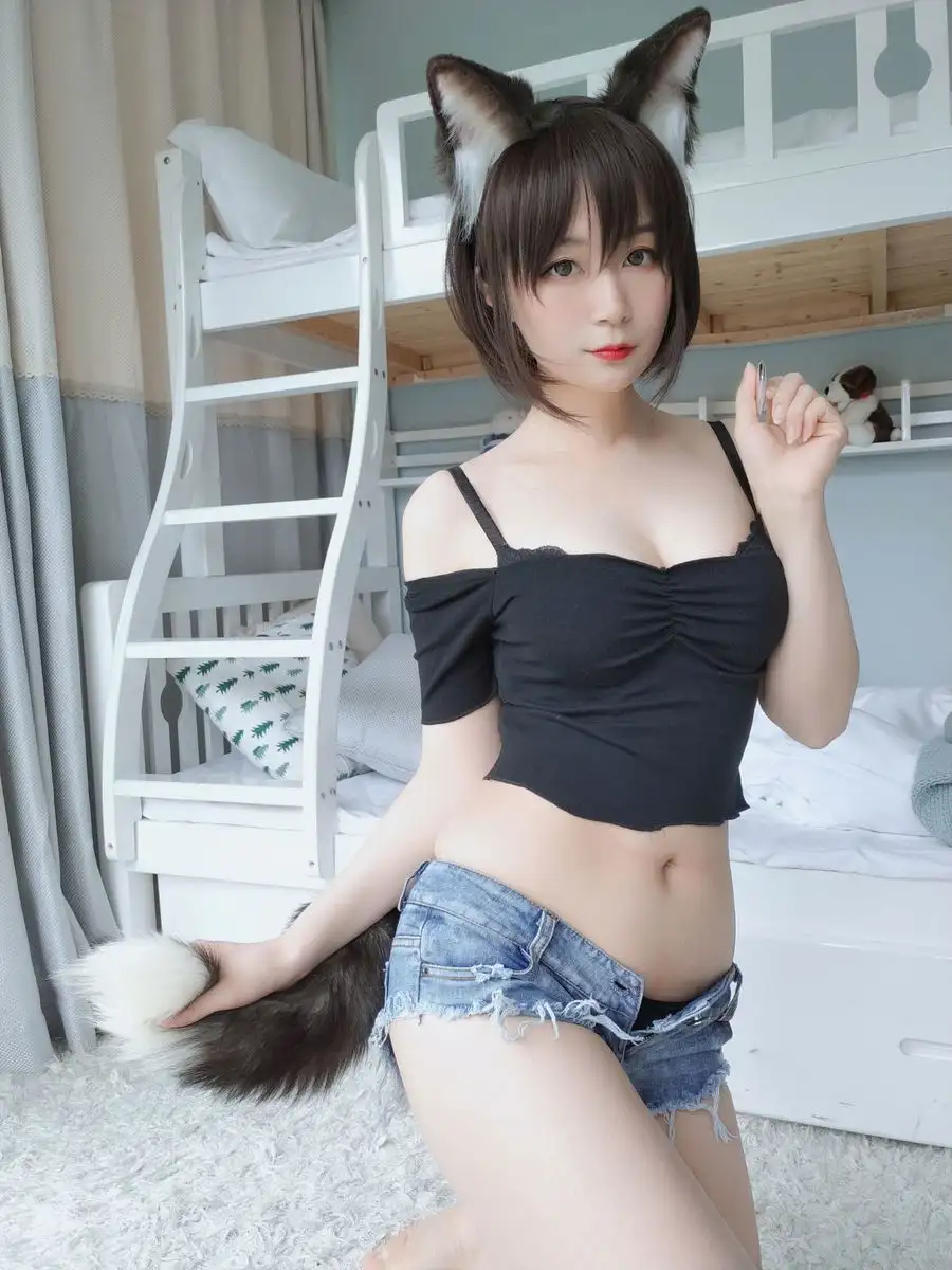 白银81（COSER、网红）