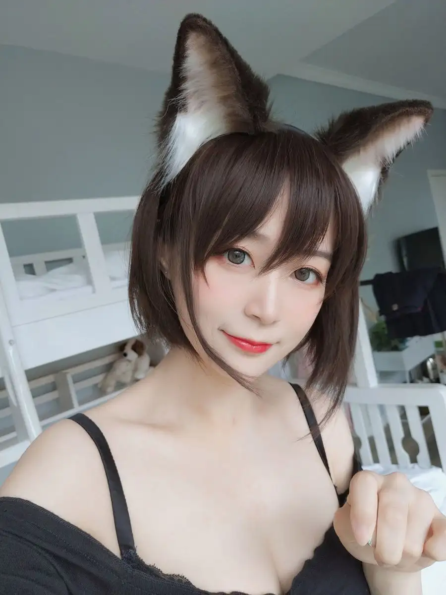 白银81（COSER、网红）