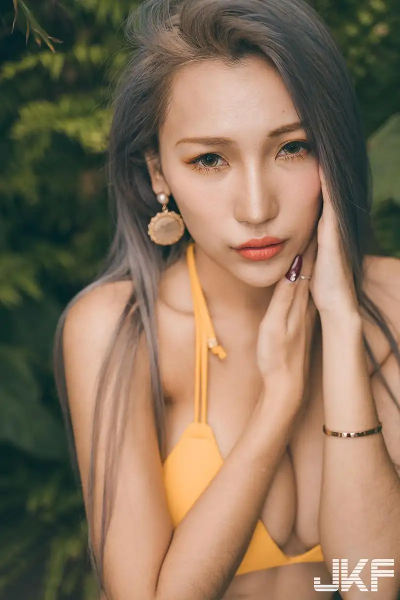 韵韵34G（模特、主播）