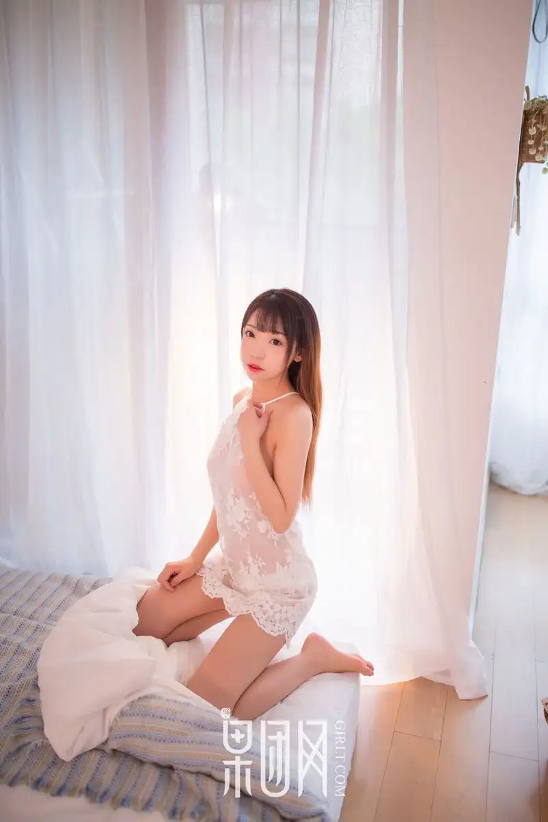 水花花不是水哗哗（Coser、模特）
