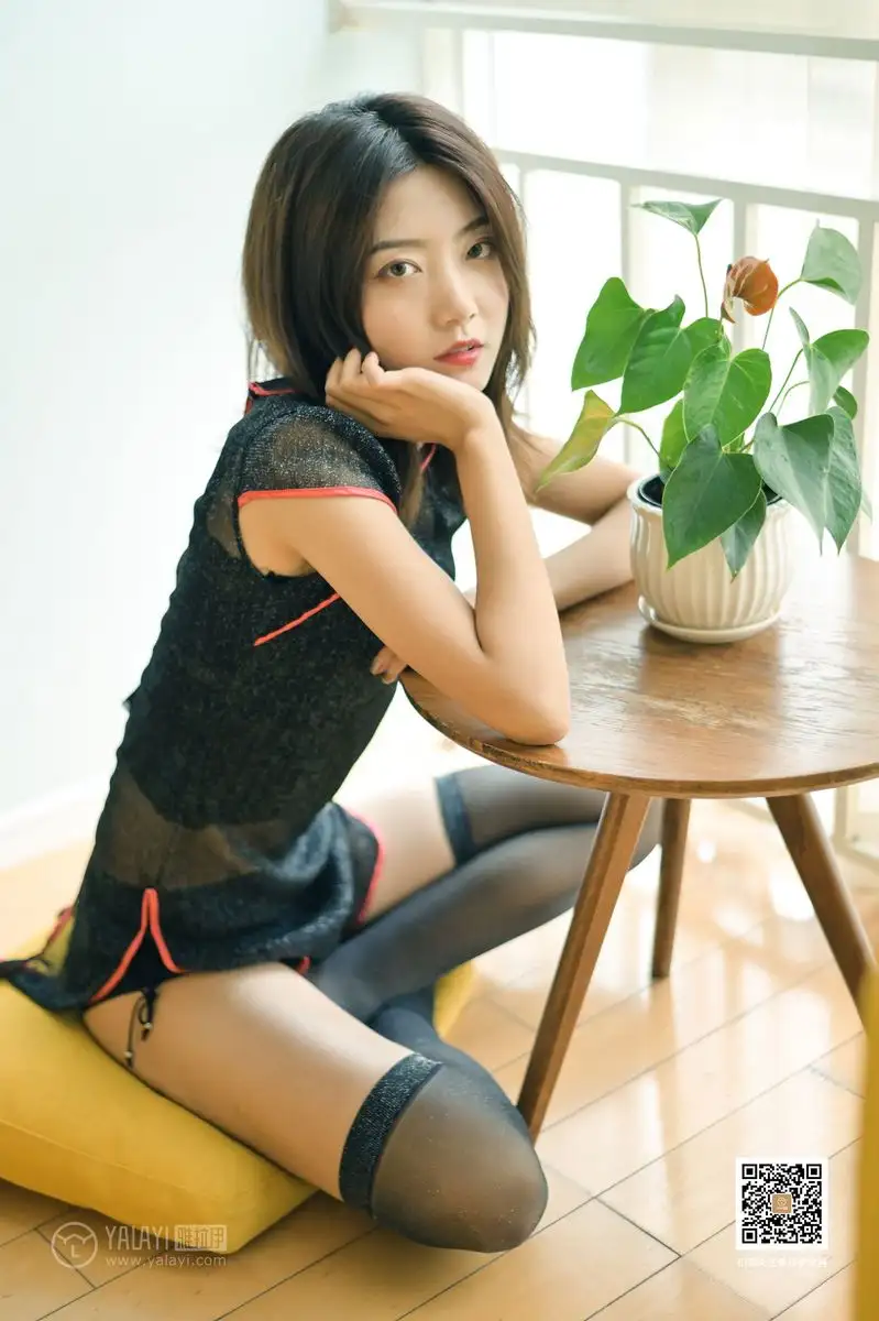 纹纹W（模特）