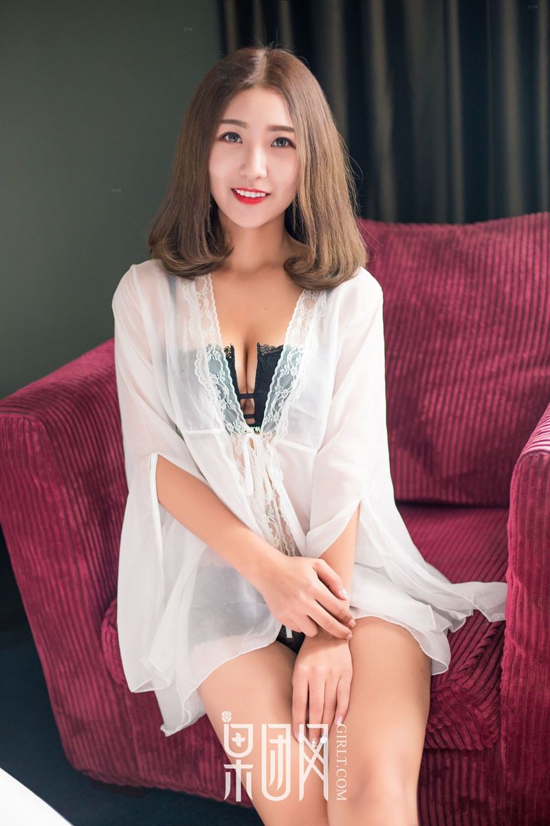 七月Julie（平面模特、演员）