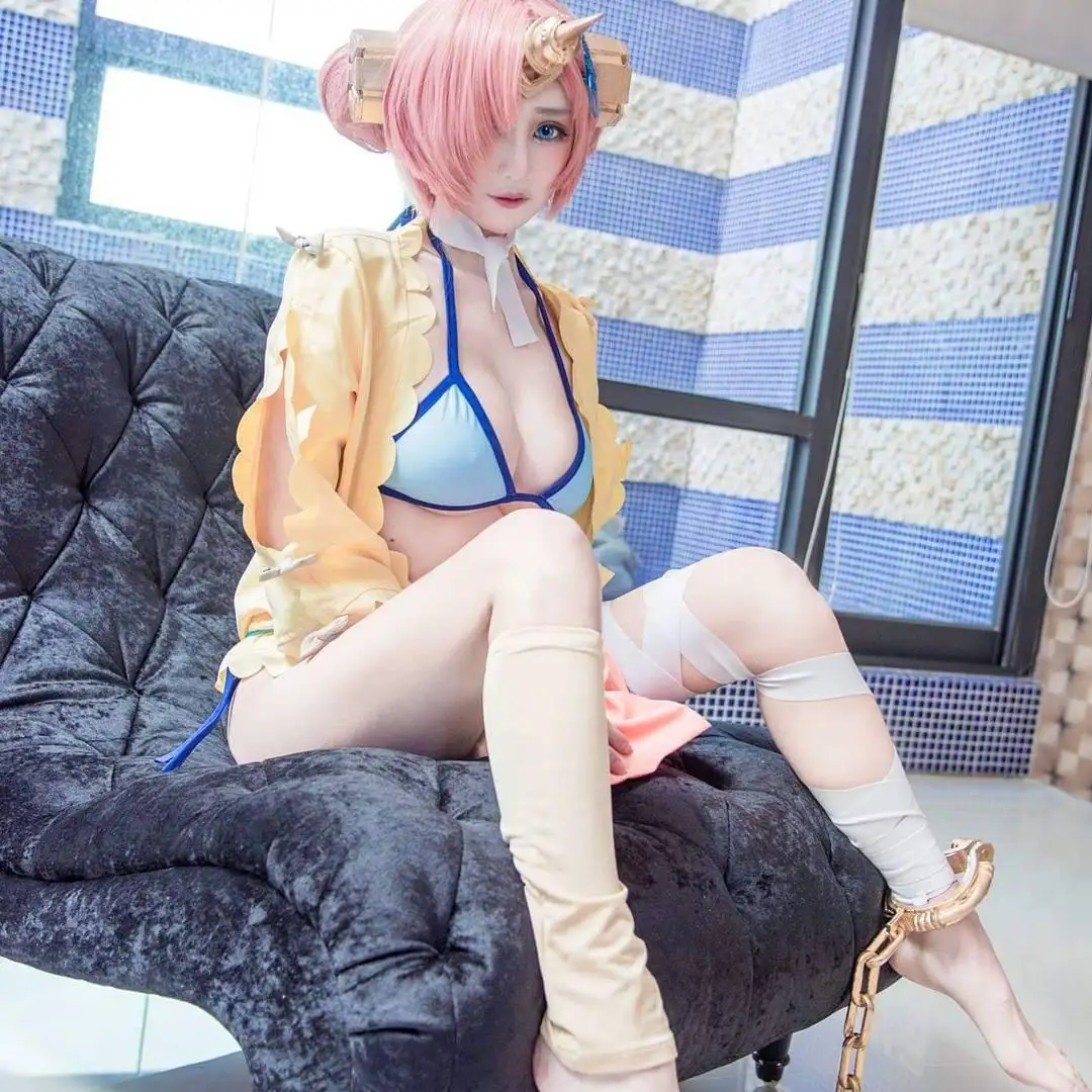 饿小璇（Coser、模特）
