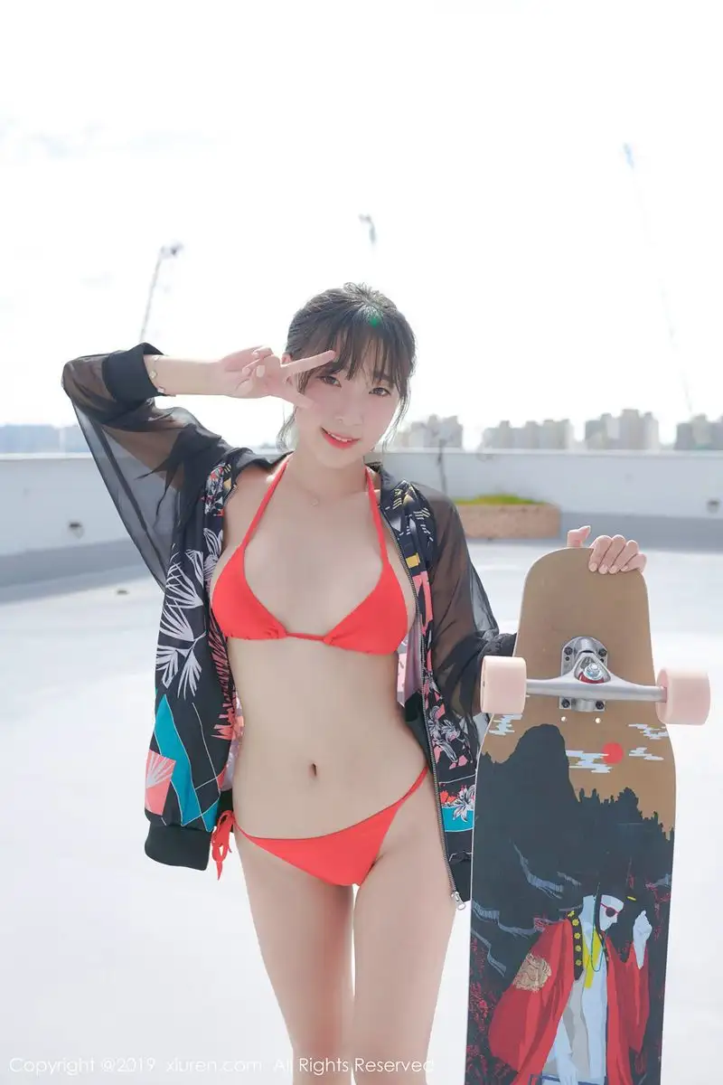 卿卿（平面模特）