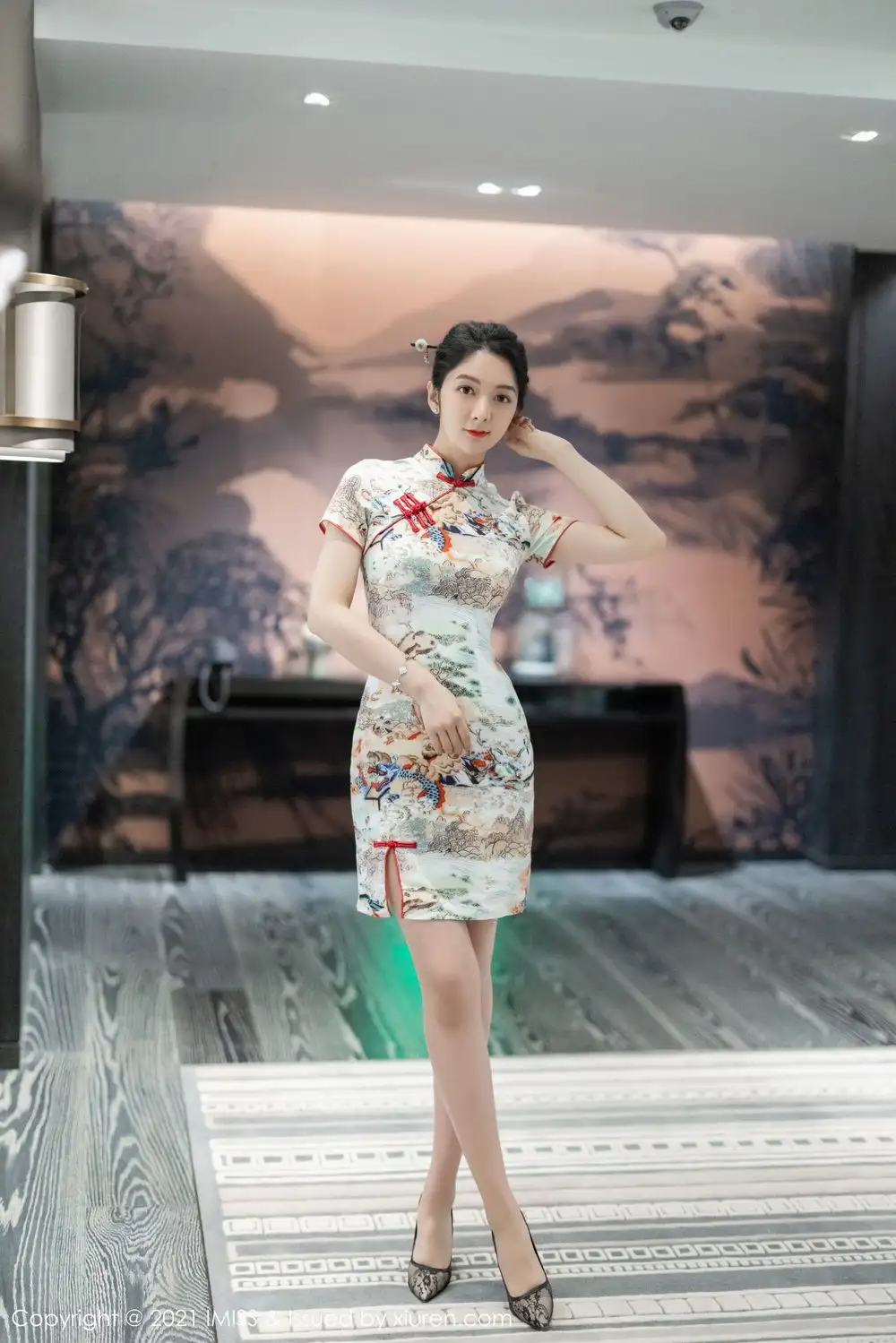 小热巴（模特）