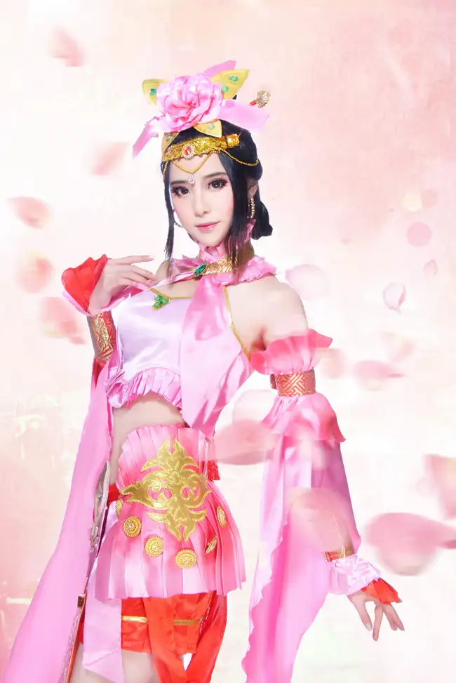 血纯茗雅（歌手,演员,平面模特）