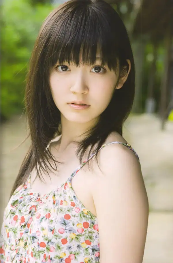 铃木爱理（学生、歌手、演员）