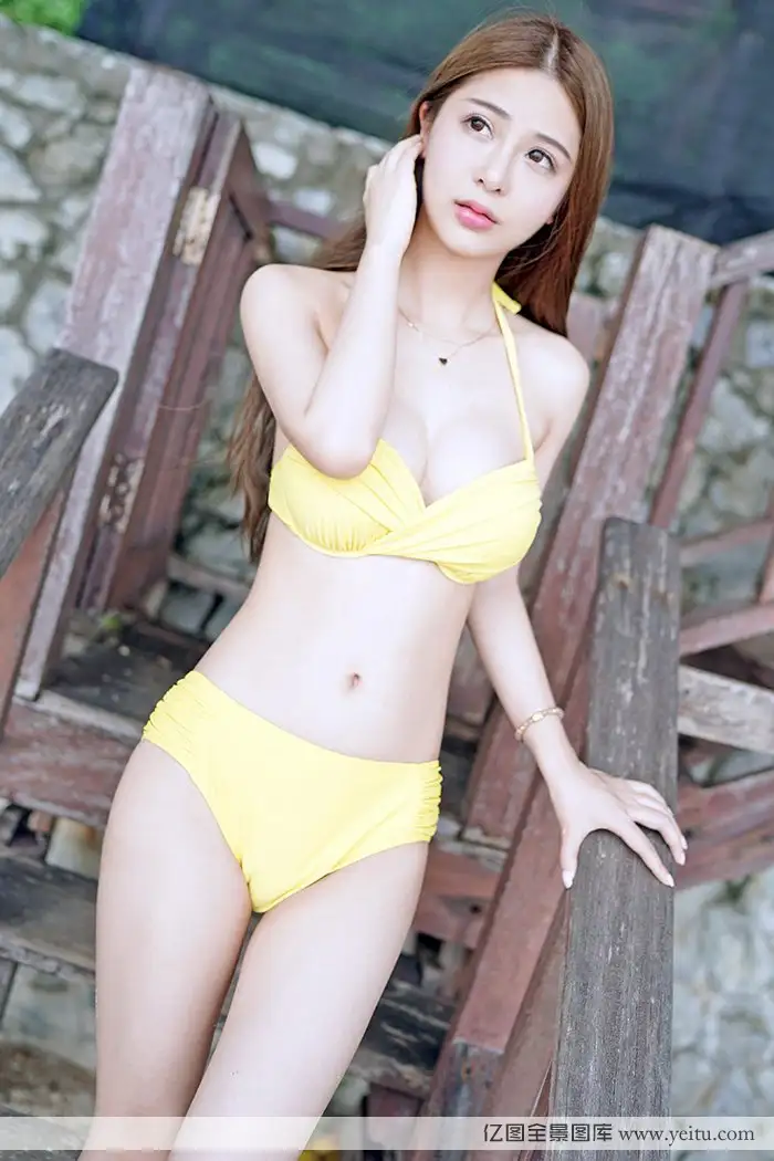 张静燕（平面模特、showgirl）